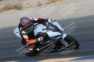 media/Mar-12-2022-SoCal Trackdays (Sat) [[152081554b]]/Turn 14 Inside (155pm)/